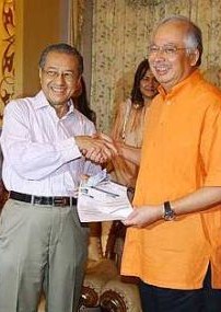 tun-dr-mahathir-back as UMNO member