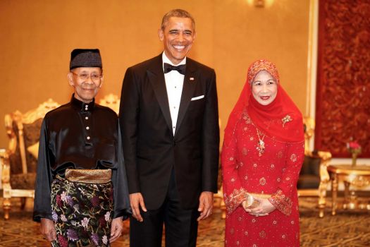 https://dinmerican.files.wordpress.com/2014/04/obama-and-king-of-malaysia.jpg